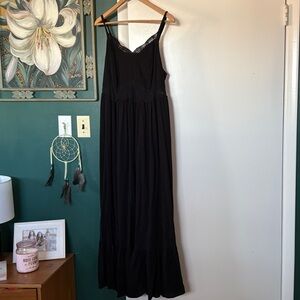 Elegant Black Sleeveless Dress
